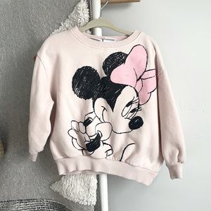 Minnie Mouse sweatshirt